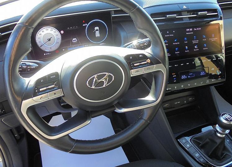 Zunanja slika - Hyundai Tucson - 1.6 T-GDI 150 PREMIUM 2WD°WINTER°1.LASTNIK°SLO°TOP - 8