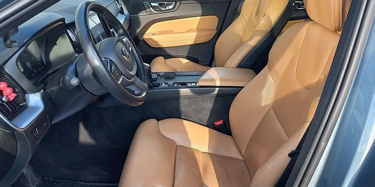 Zunanja slika - Volvo XC60 - D4 AUT Momentum - 7