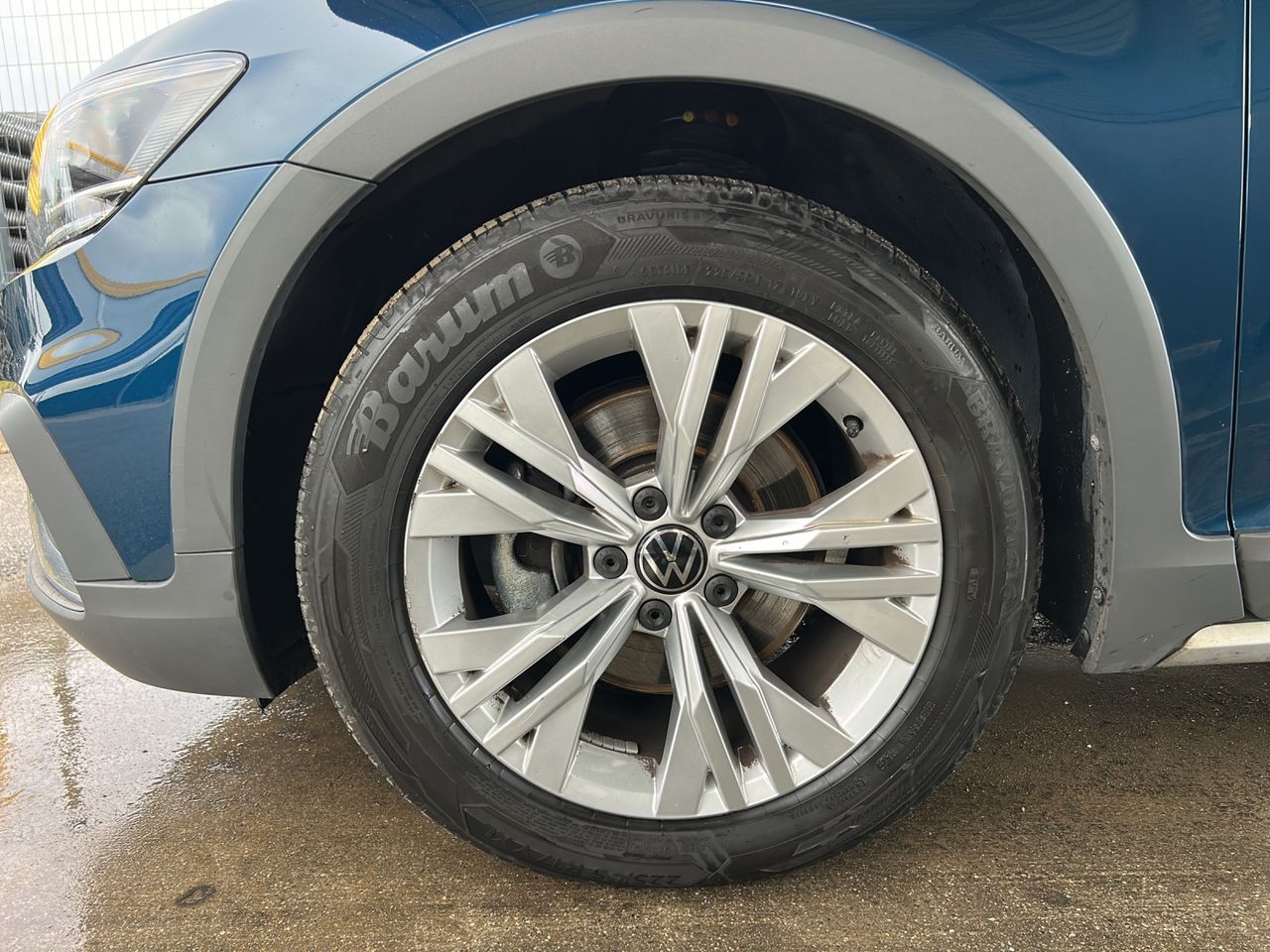 Zunanja slika - VW Passat - 2,0 TDI DSG 4motion - 19