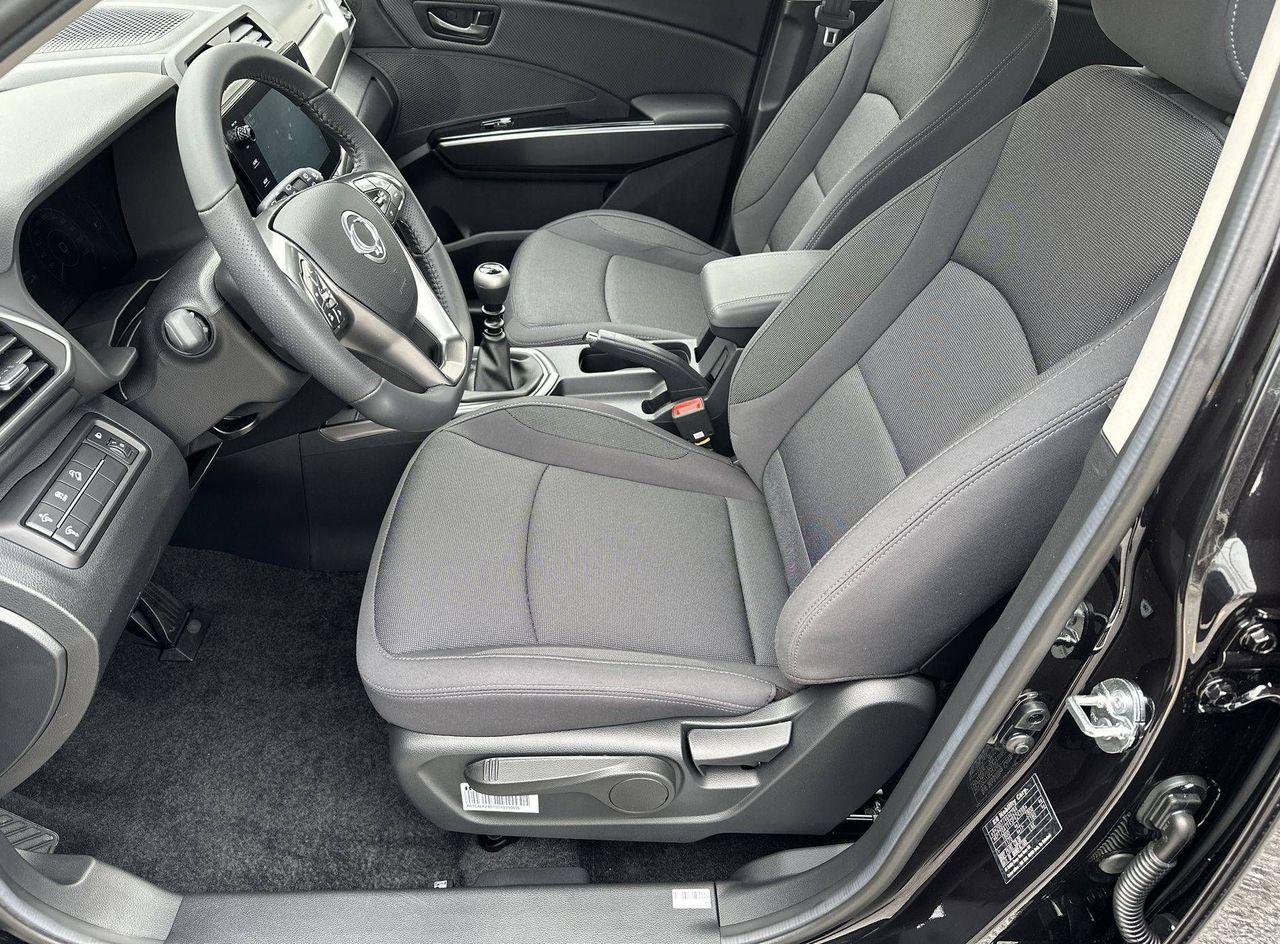 Zunanja slika - SsangYong Tivoli - 1.5 T-GDi Fresh 2WD M T... - 10