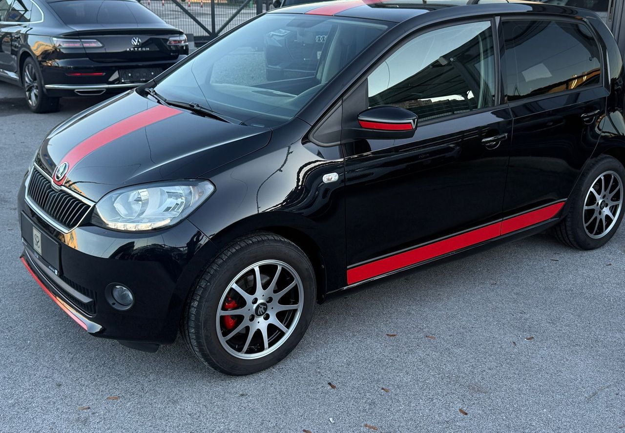 Zunanja slika - Škoda Citigo - 1.0i 5V Klima Alu platišča LED Sport BREZ POLOGA - 4