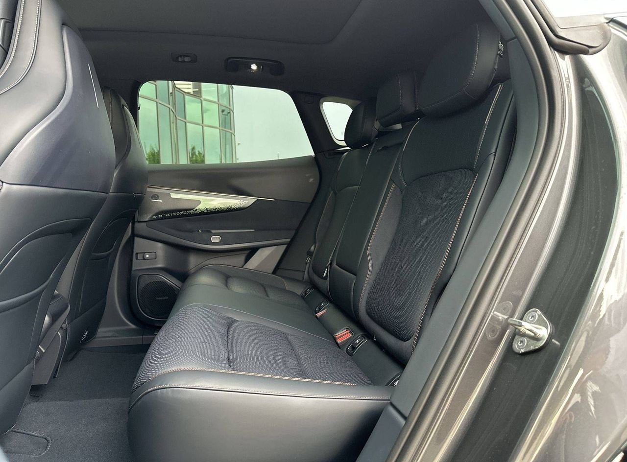 Zunanja slika - Lynk & Co 08 - More 2025 Priključni hibrid... - 11