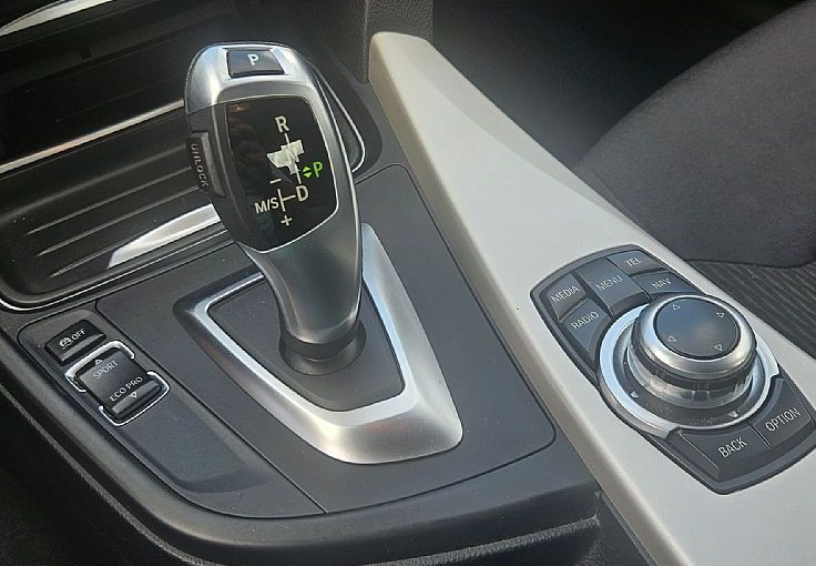 Zunanja slika - BMW Serija 3 - : 320d EffDynamics 163ks °AUTOMATIC° °NAVIGACIJA° - 11