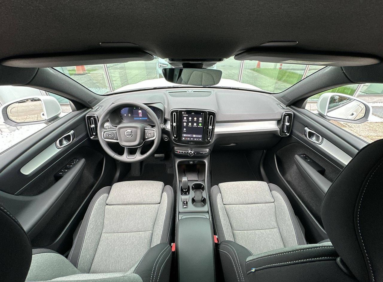 Zunanja slika - Volvo XC40 - B3 P Core AT DCT - 20