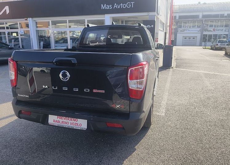 Zunanja slika - KG Mobility Musso - VENTURE 2.2 4WD TD AVTOMATIK - 5