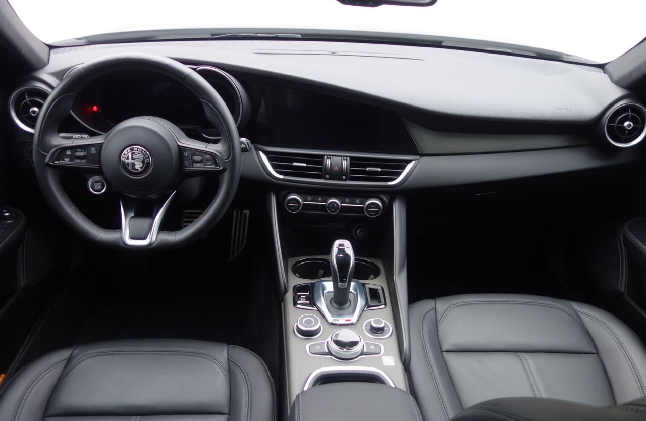 Zunanja slika - Alfa Romeo Giulia - 2.0 Turbo 280 Ti AT8 Q4 - 6