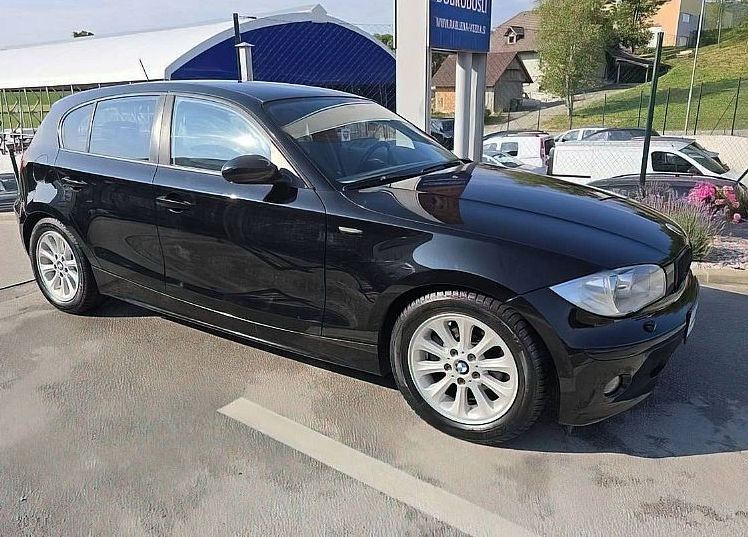 Zunanja slika - BMW Serija 1 - : 116i Advantage  ZELO LEP  SAMO 139036 KM - 5
