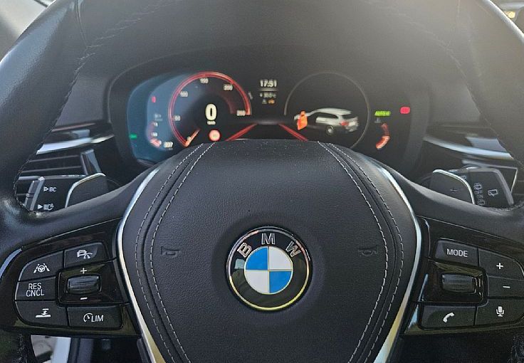 Zunanja slika - BMW Serija 5 - Touring: 520d 190ks °AUT°°FULL LED° °HEAD-UP° °RADAR° °3 - 10
