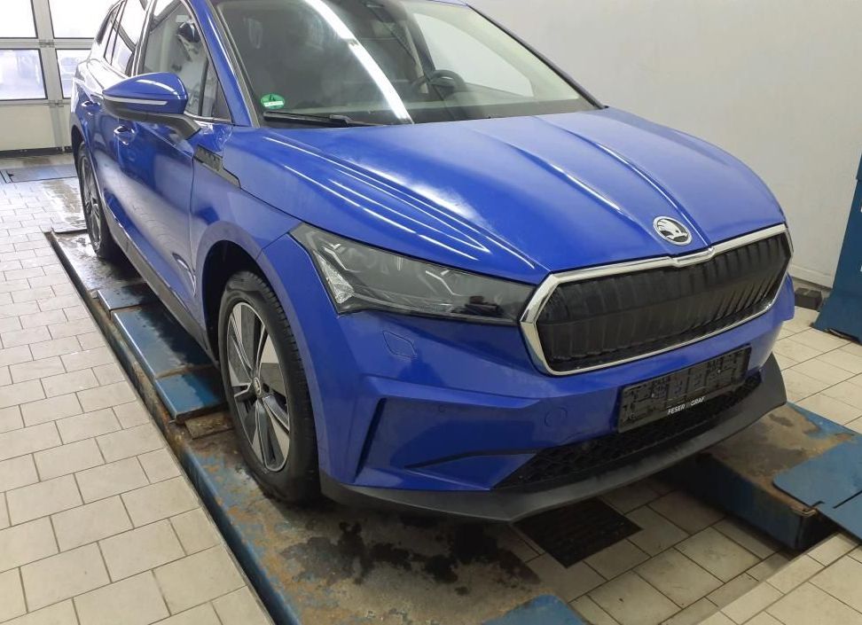 Zunanja slika - Škoda Enyaq - IV 132kW.KAMERA.KLJUKA.LED.NAVI.GRE.SED-3000 SUBVENCI - 1