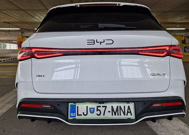 Zunanja slika - BYD SEAL 6 - DM-i Touring COMFORT PHEV - skupni doseg 1350 km - 4