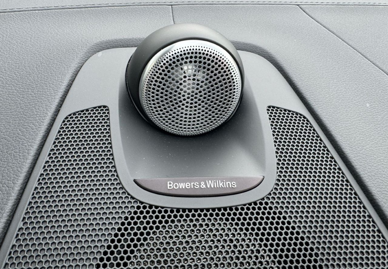 Zunanja slika - Volvo XC60 - ORIGINAL ULTIMATE-KRISTAL-BOWERS WILKINS-PANO-21 - 9
