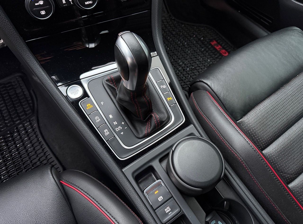 Zunanja slika - VW Golf - 2.0 GTI FUL LED ACC LINE ASIST MRTVI KOTI VIRTUAL - 16