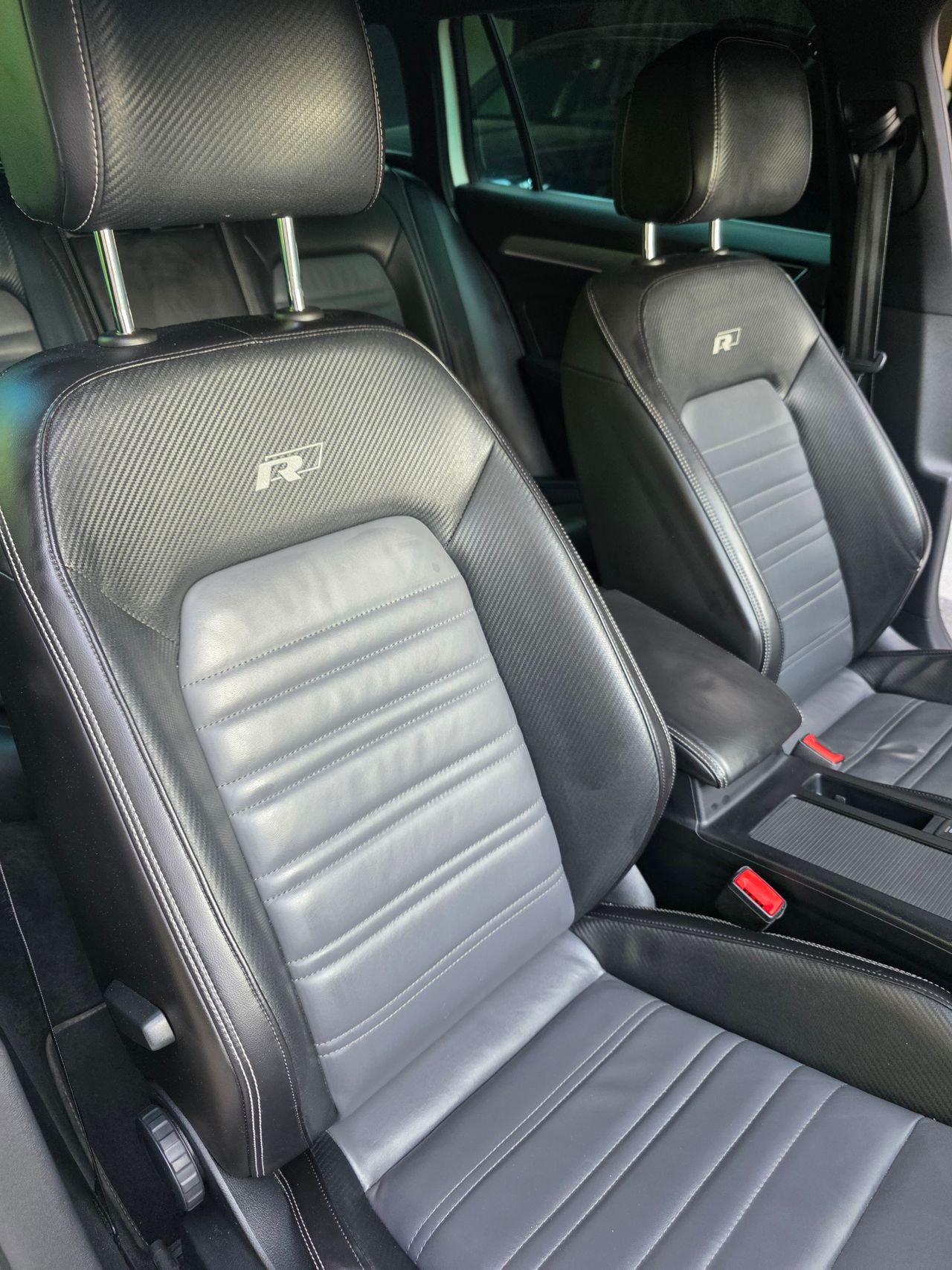 Notranja slika - VW Passat - Variant 2,0 TDI BMT Highline - 5