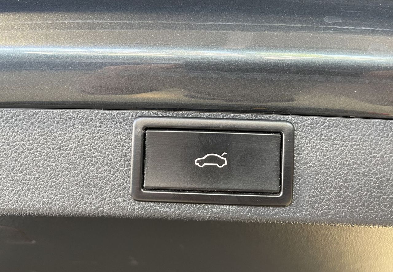 Zunanja slika - Škoda Octavia - VIRTUAL-NAVIGACIJA-LANE-RADAR-LED-DSG-ALU-KEYLESS - 20