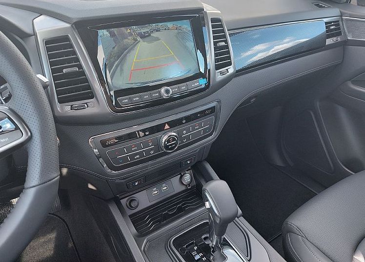 Zunanja slika - KG Mobility Musso - 2.2 XDi ULTIMATE 4x4 A T VEČ BARV - 12