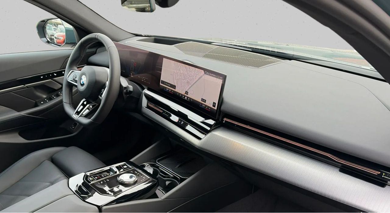 Zunanja slika - BMW Serija 5 - Touring: 520d xDrive  AT - 14