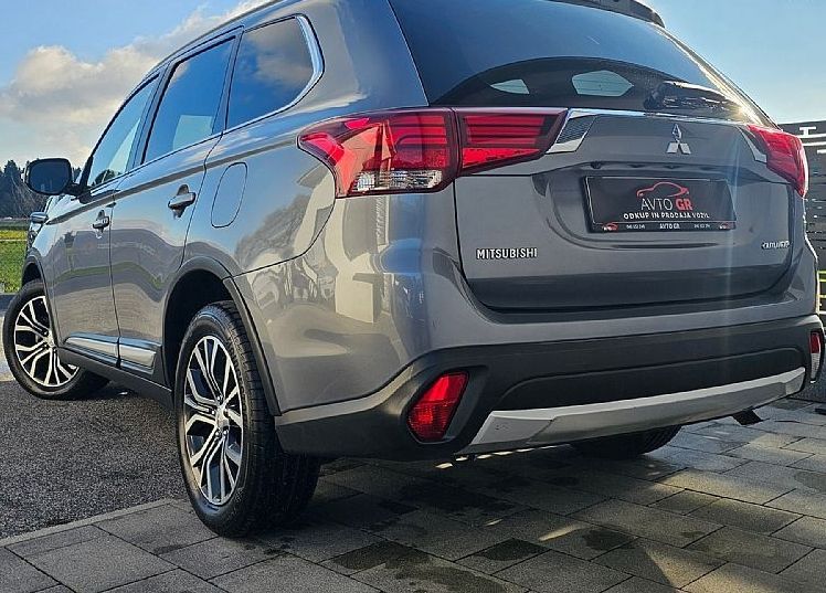 Zunanja slika - Mitsubishi Outlander - 2.2 DI-D -AUT-4WD INSTYLE+ 7 sed.-LED NAVI-KAMERA- - 9