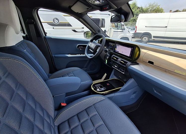 Zunanja slika - Fiat Grande Panda - 1.2 T-Gen3 AT6 LaPrima - 9