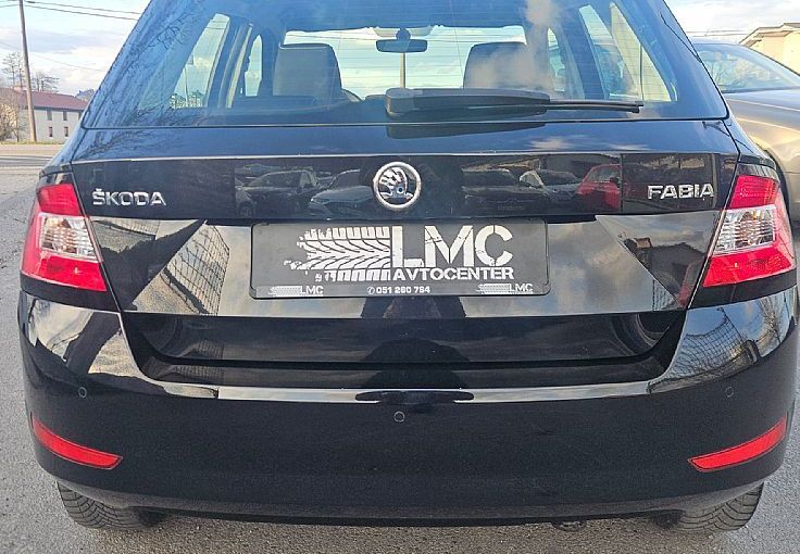 Zunanja slika - Škoda Fabia - 1.0 75ks °LED° °OGR.SEDEŽI° °2x PARK.SENZORJI° - 6