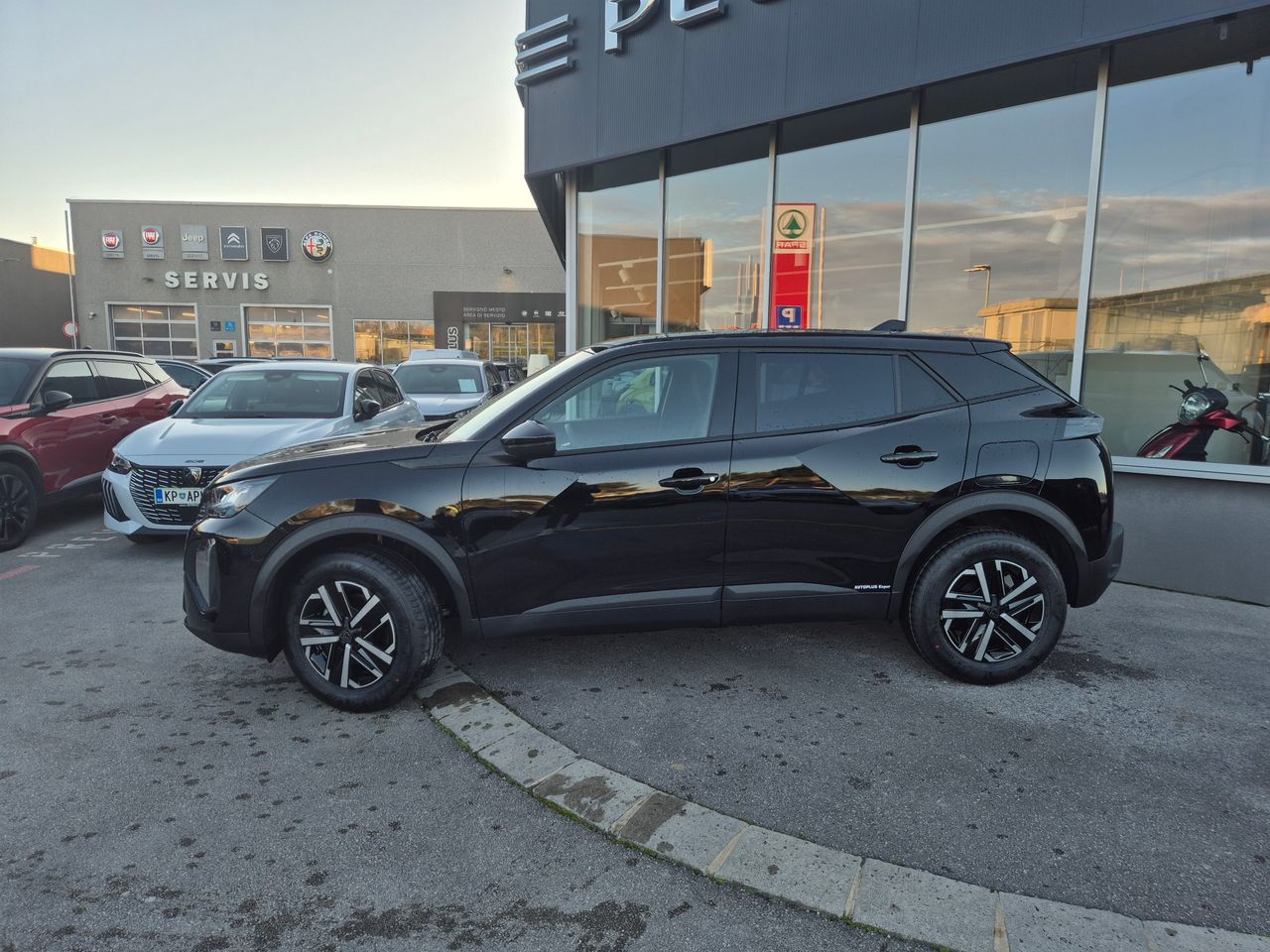 Zunanja slika - Peugeot 2008 - ACTIVE PACK PureTech 100 - 9
