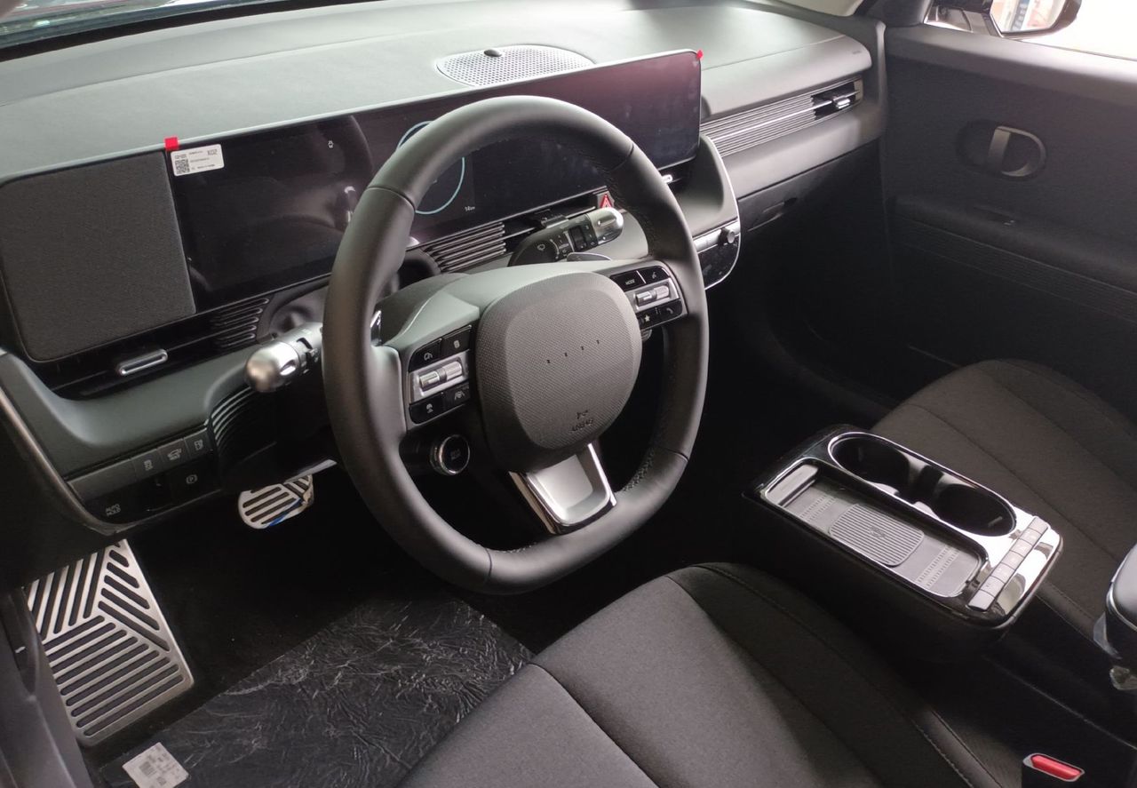 Zunanja slika - Hyundai Ioniq 5 - 168kW PREMIUM 84 kWh VOZILA V PRIHODU - 10