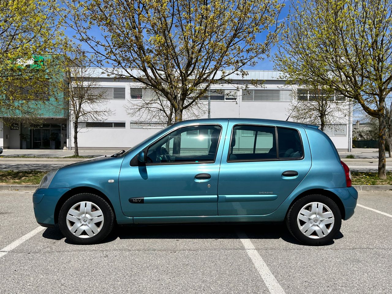 Zunanja slika - Renault Clio - 1,2 16V Extreme - 2