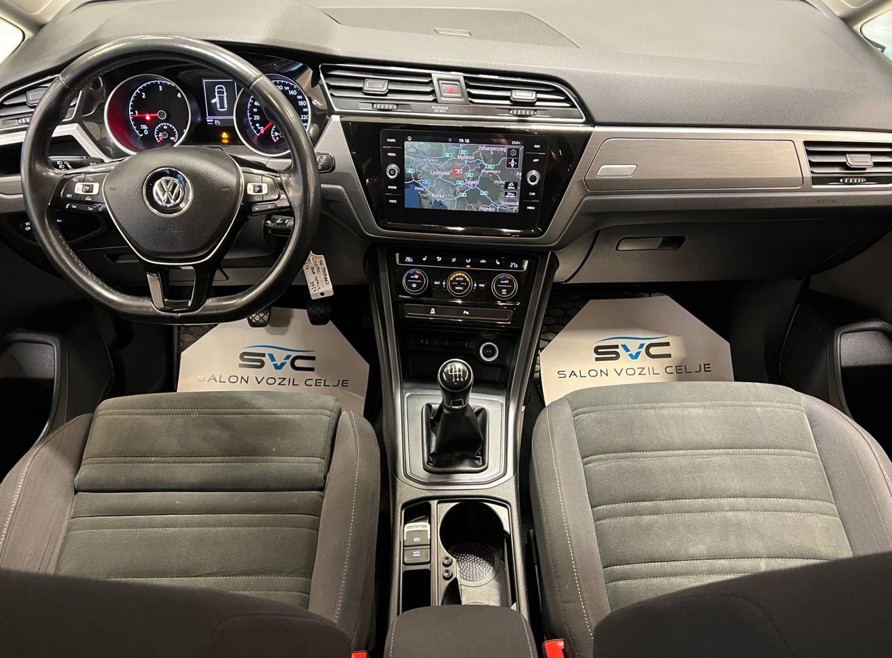 Zunanja slika - VW Touran - 2.0TDI-150KM-HIGHLINE-NAVI-ACC-2X-PDC-PRIKLOP-18C - 9