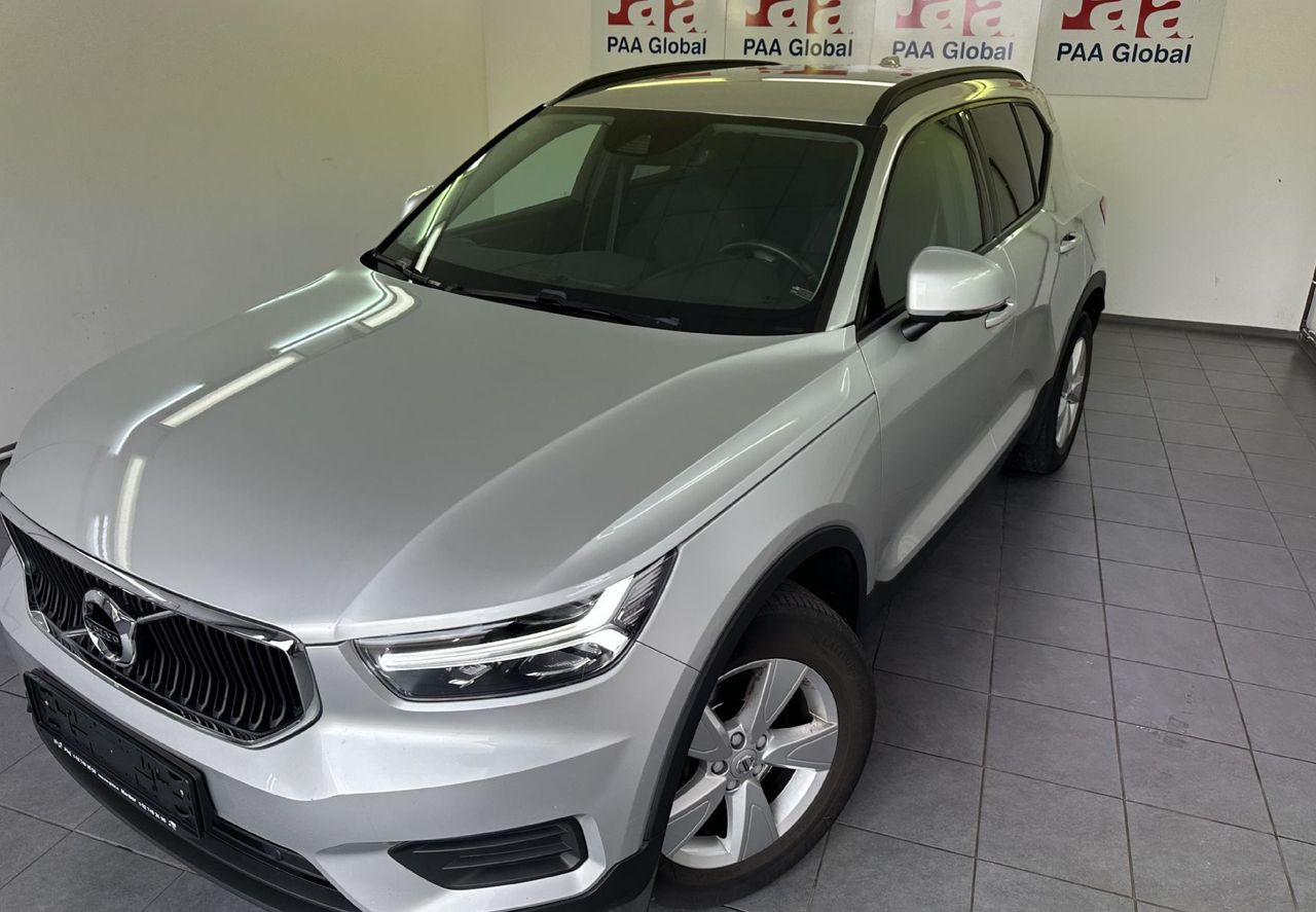 Zunanja slika - Volvo XC40 - D3 AWD Momentum Avt. KAMERA.NAVI.ALU.4X4.TOP - 1