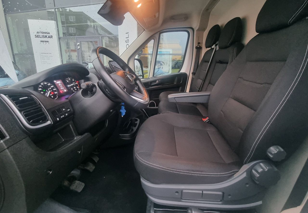 Zunanja slika - Opel Movano - 2.2 BHDI - 8