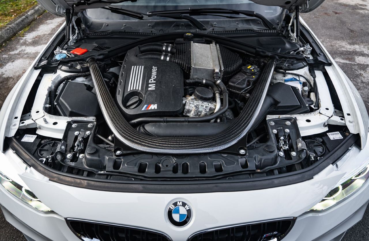 Zunanja slika - BMW M4 - Harman Kardon - LED - Alcantara - Headup - 9