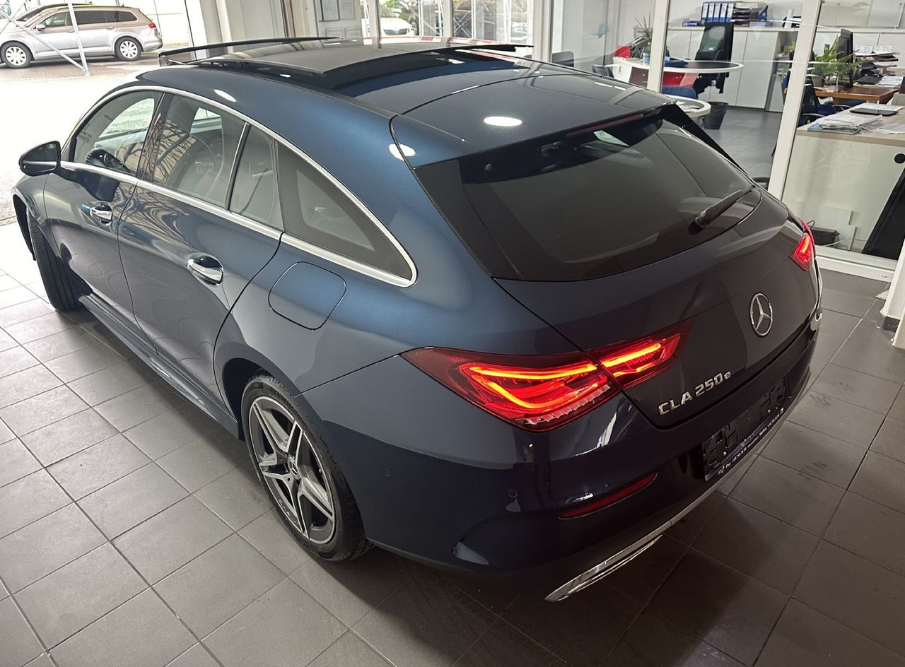 Zunanja slika - Mercedes-Benz CLA-Razred - CLA Shooting Brake CLA Shooting Brake 250 e .KAMERA.NAVI.LED.PANO - 3