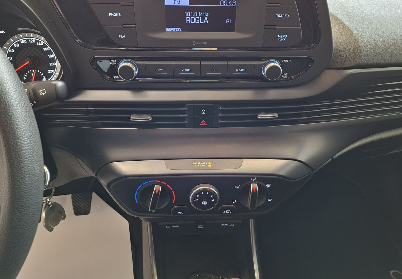 Zunanja slika - Hyundai i20 - 1.25 CVVT 62kW LIFE-1.LASTNIK-SLO-TOV.GARANCIJA- - 11
