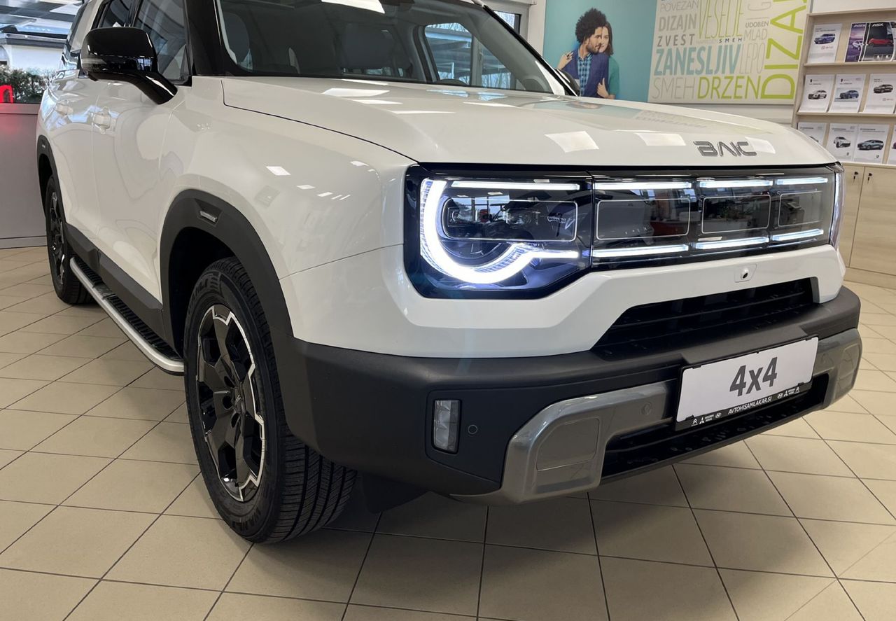 Zunanja slika - Baic BJ30 - 4WD HYBRID  - NA ZALOGI - - 1