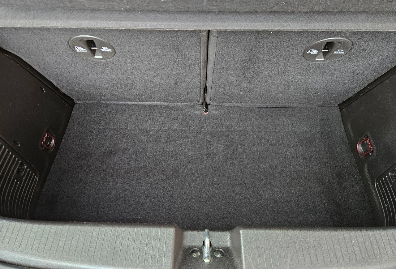 Notranja slika - Opel Adam - 1,2 Rocks - 13