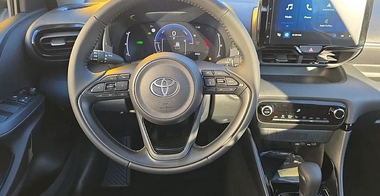 Zunanja slika - Toyota Yaris - 1.5 VVT-i hibrid Sol + ASSIST 85kW - 14