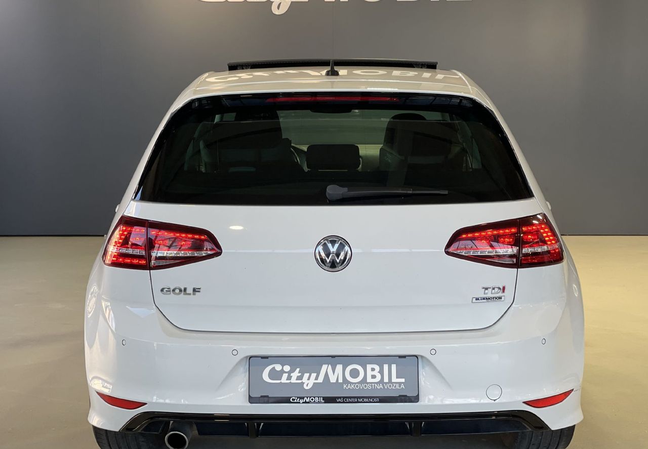 Zunanja slika - VW Golf - 1.LASTNIK-R LINE-PANORAMA-KAMERA-LED-TEMPOMAT-ALU - 7