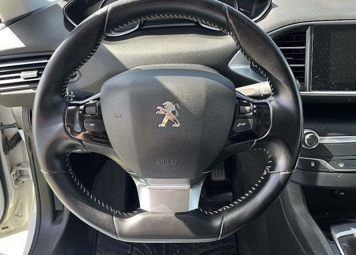 Zunanja slika - Peugeot 308 - SW 1.2 PureTech 130 S S Active. NAVI. 2X PDC. - 11