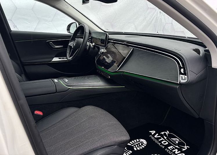 Zunanja slika - Mercedes-Benz E-Razred - E 220d HYBRID - LED - PANORAMA - VIRTUAL - ACC - - 10