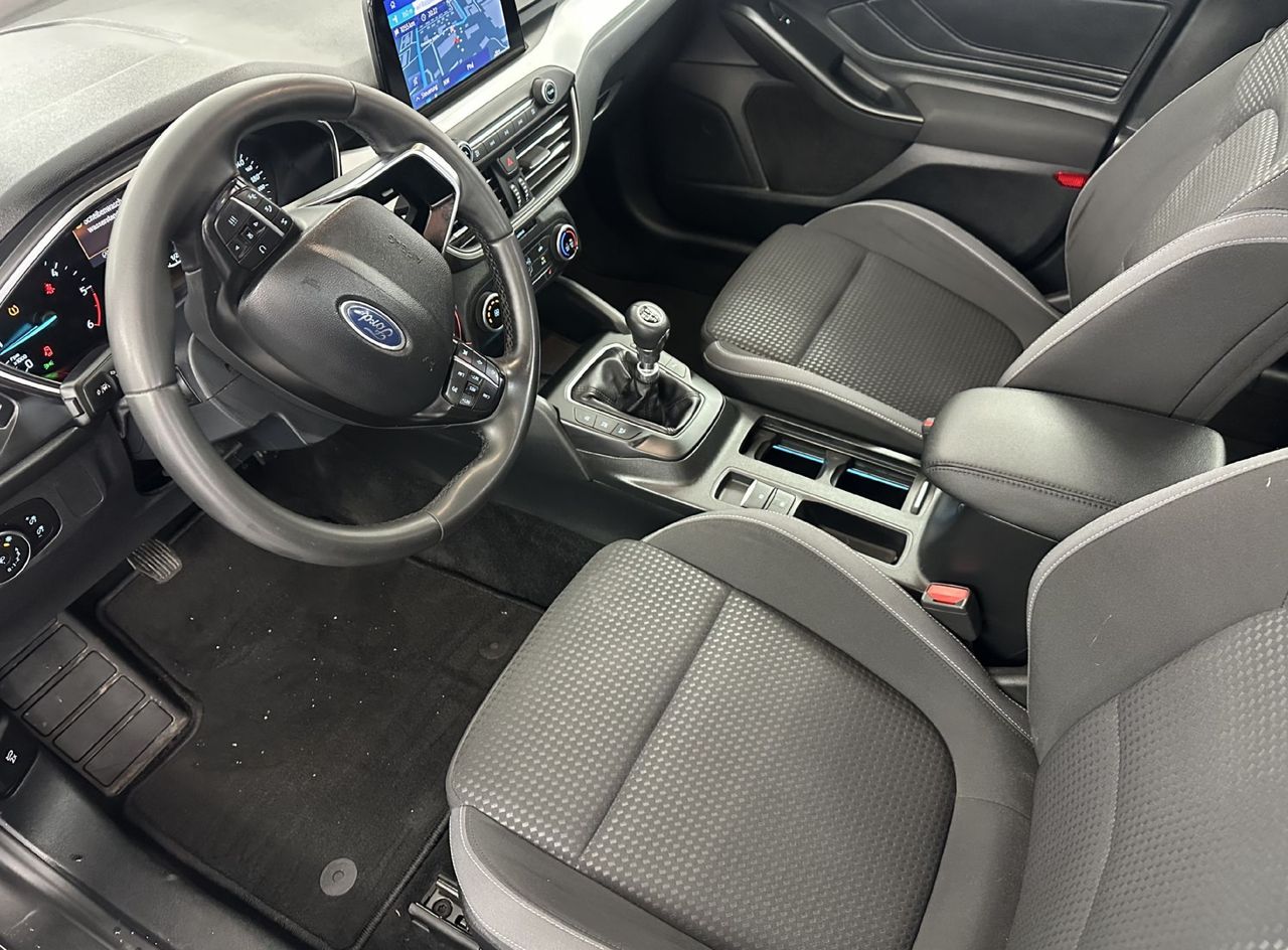 Zunanja slika - Ford Focus - Connect 1.5 EcoBlue 88KW.NEMŠKI+4GUME.KAMERA.LED - 15