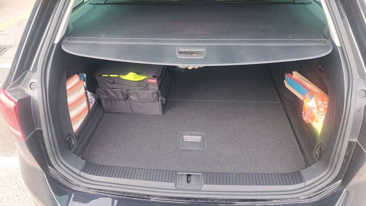 Notranja slika - VW Passat - 2,0 TDI BMT SCR Business DSG - 9