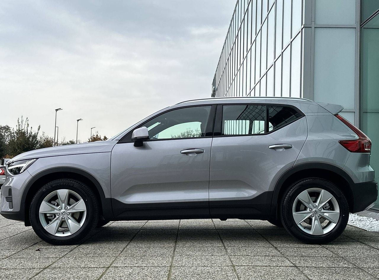 Zunanja slika - Volvo XC40 - B3 P Core AT DCT... - 8