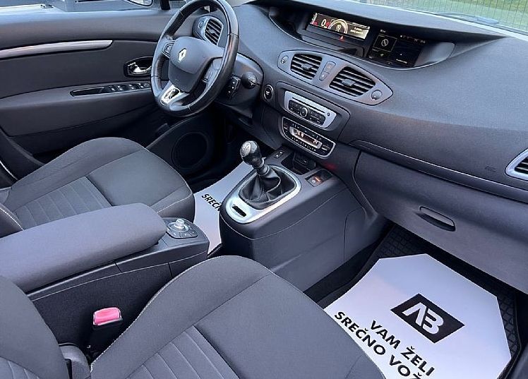 Zunanja slika - Renault Scénic - Grand Scenic 1.5 dCi+1.LAST+SLO+NAVI+PANORAMA+Limited Edition . - 16