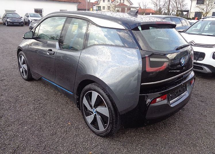 Zunanja slika - BMW i3 - 120 Ah - ODLIČEN - OGREVANI SEDEŽI - KASKO GRATIS - 4