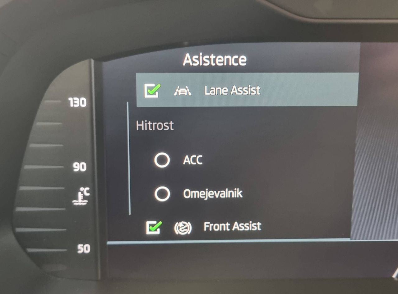 Zunanja slika - Škoda Octavia - 2.0 TDI Executive Dsg-Virtual-Led-ACC-LineAss... - 17