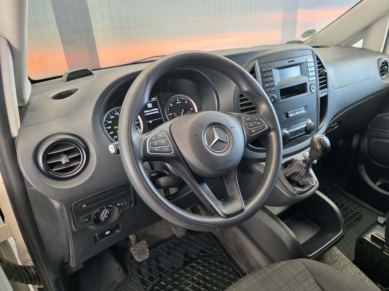 Notranja slika - Mercedes-Benz Vito - Mercedes-Benz - 6