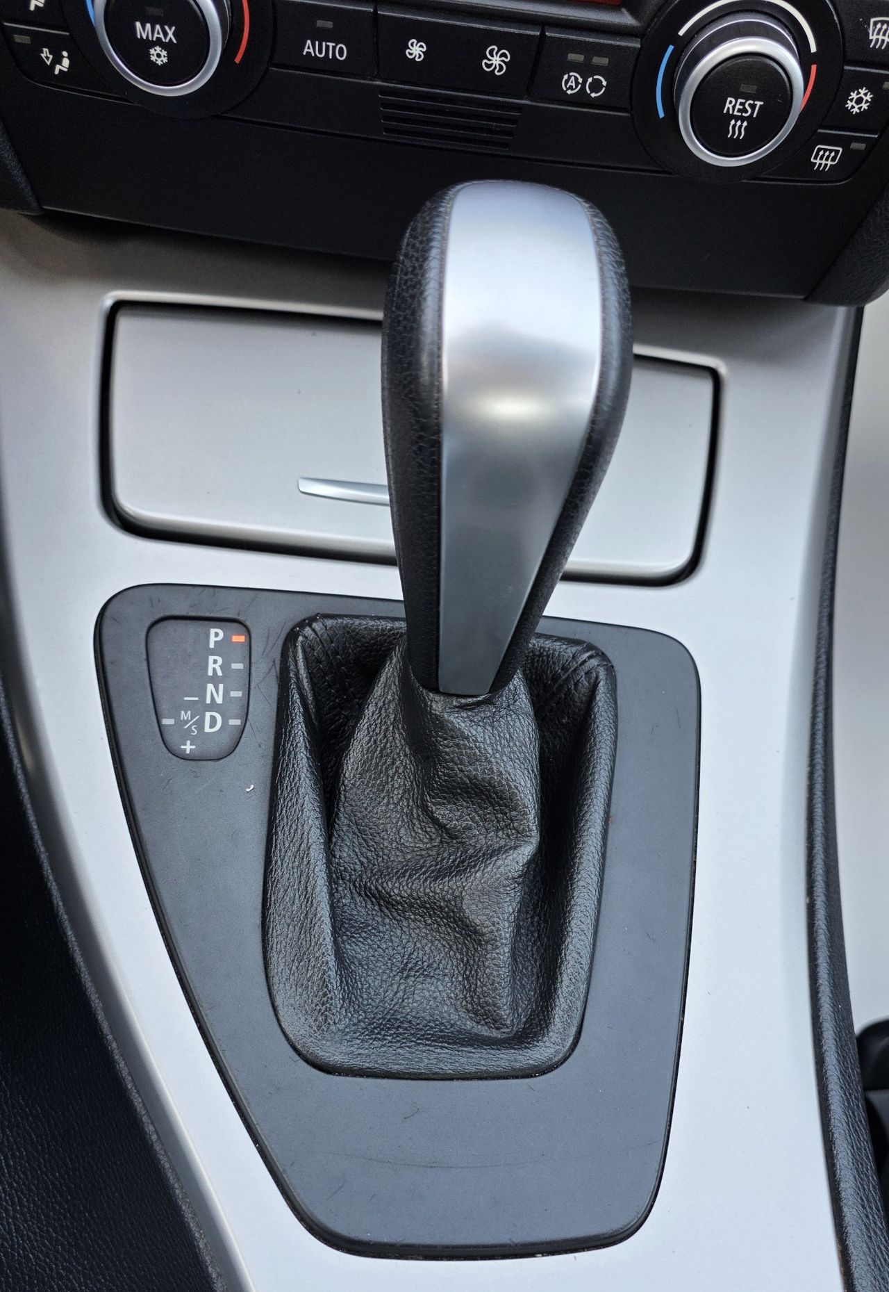 Zunanja slika - BMW Serija 3 - 318i AUT SLO 2.LAST KLIMA PDC - 12