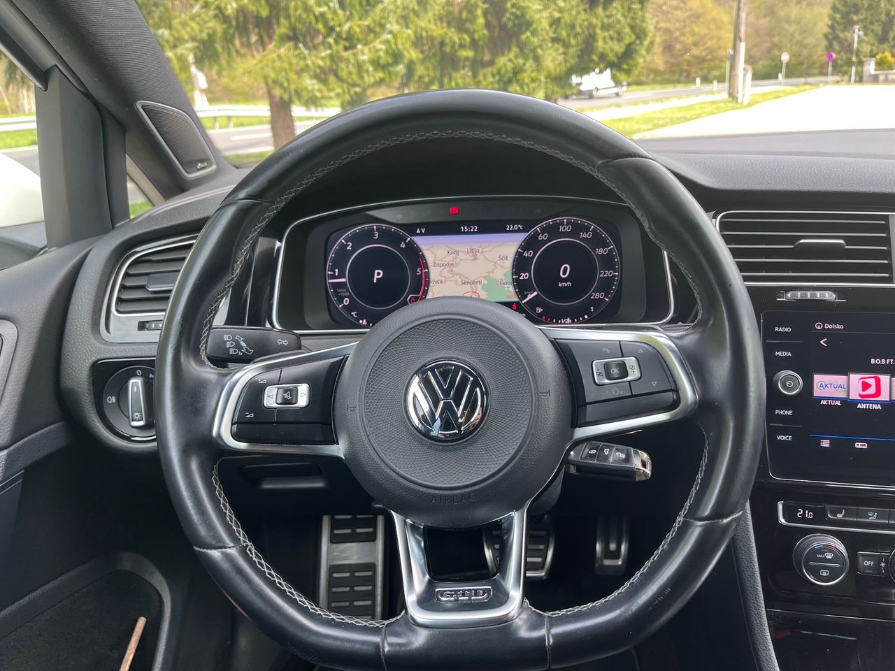 Notranja slika - VW Golf - Variant 2,0 GTD BMT DSG - 5