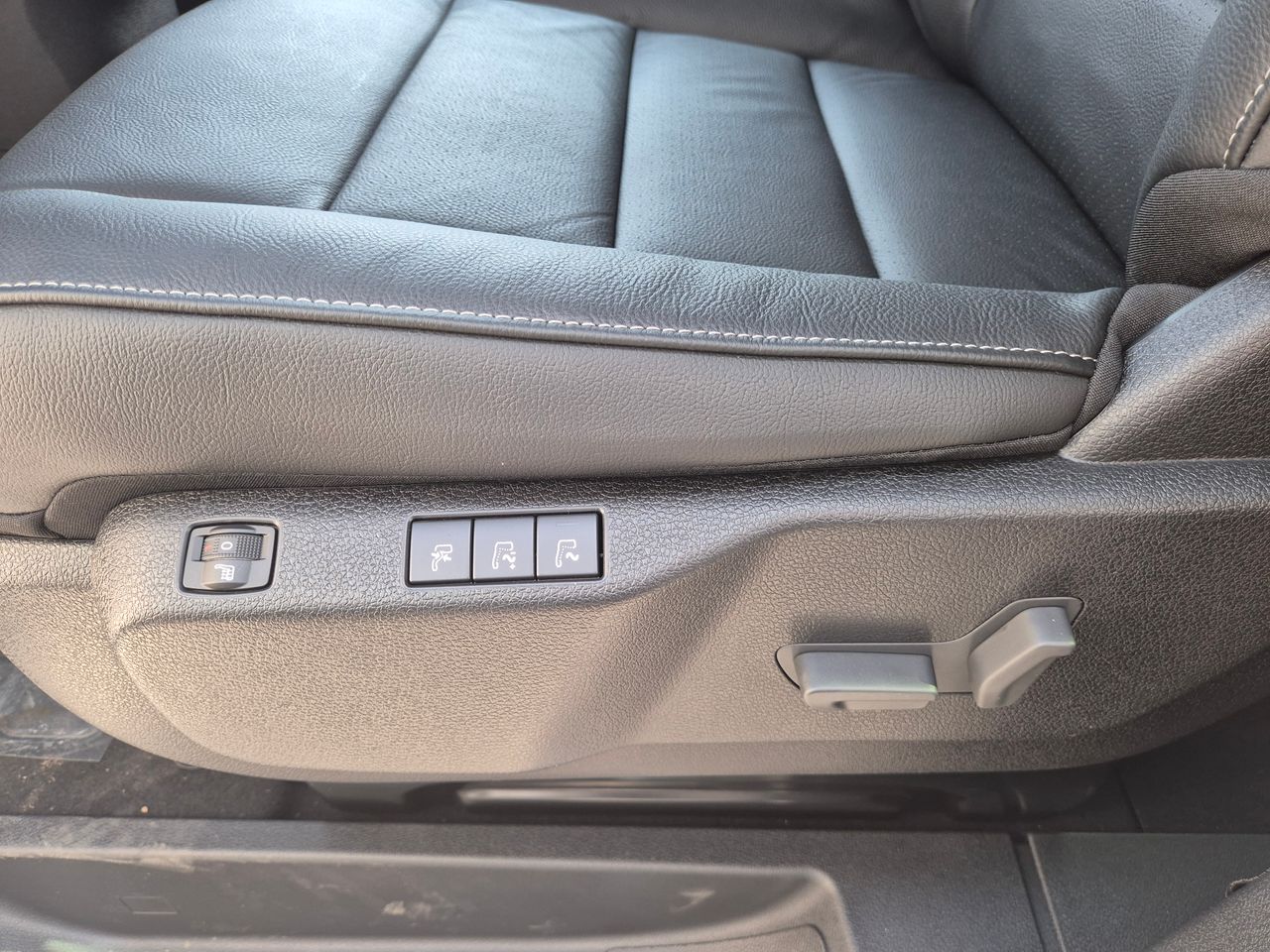 Zunanja slika - Peugeot Traveller - L2 Business Vip 2.2 B-HDI 180 EAT8 - 19