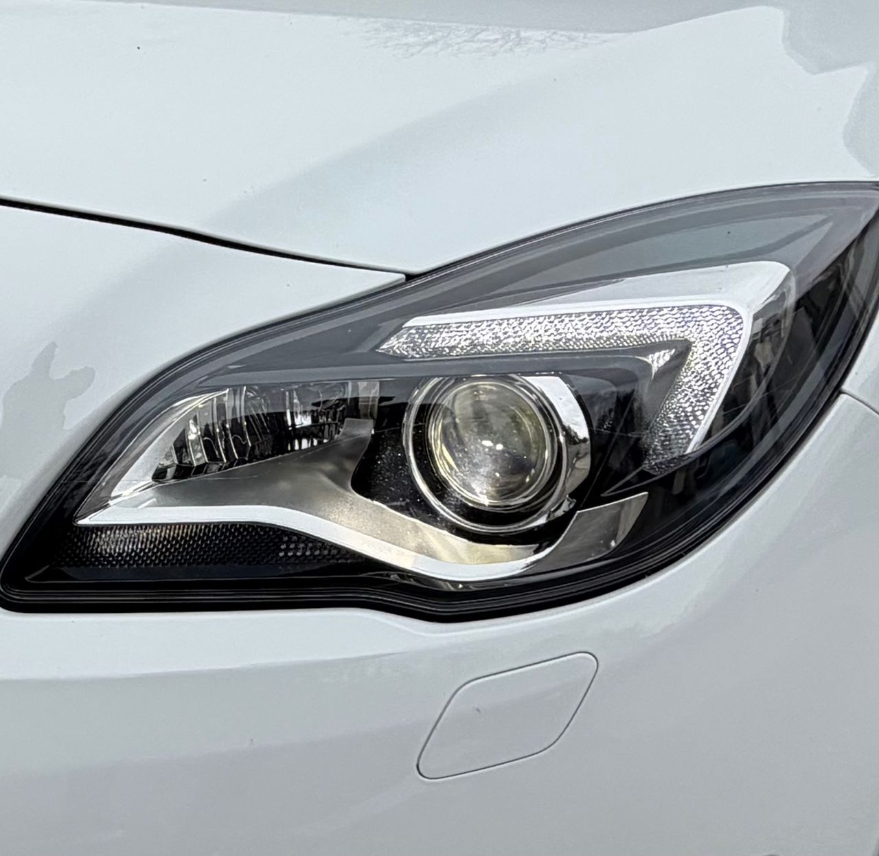 Zunanja slika - Opel Insignia - 2.0CDTI 140PS OPC-LINE SLO ACC BI-XENON KAMERA - 9