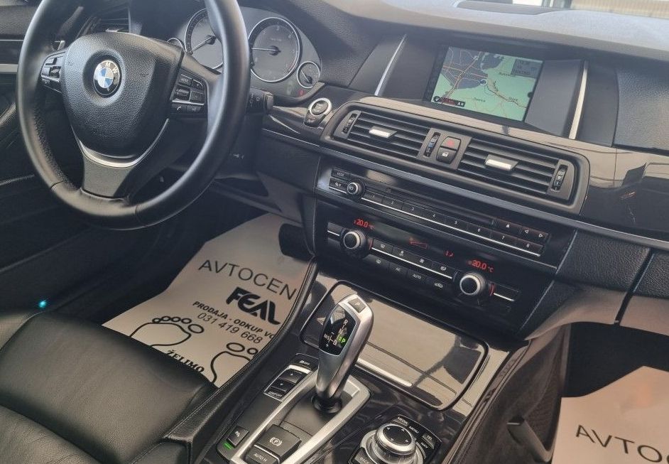 Zunanja slika - BMW Serija 5 - Touring: 525d-AVT-MODIFICIRAN-NAVI-KAMERA-USNJE-XENON-KR - 12